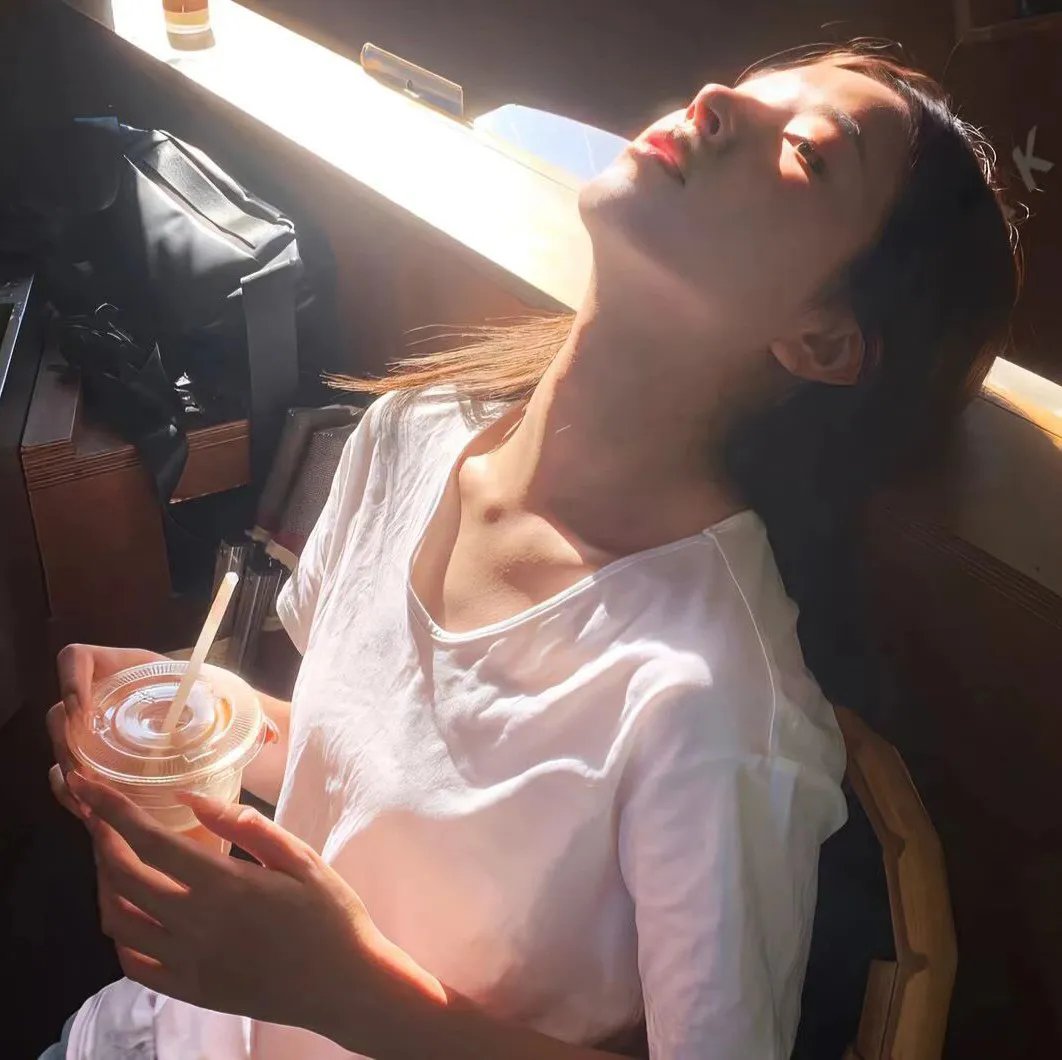 不择手段